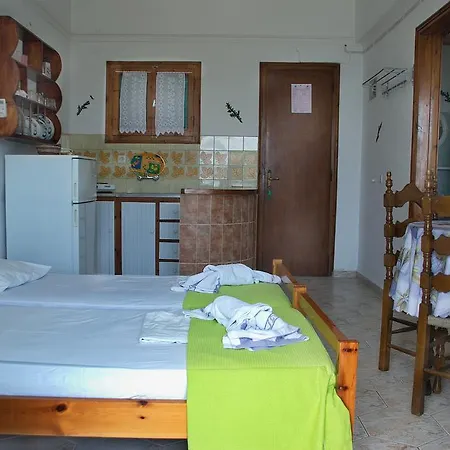 Hotel de apartamente Azalea Megali Ammos (Skiathos)