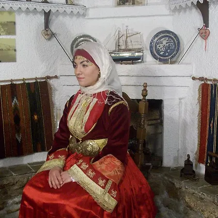 Azalea 3* Megali Ammos (Skiathos)