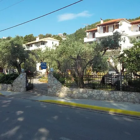 מלון דירות Azalea מגלי אמוס