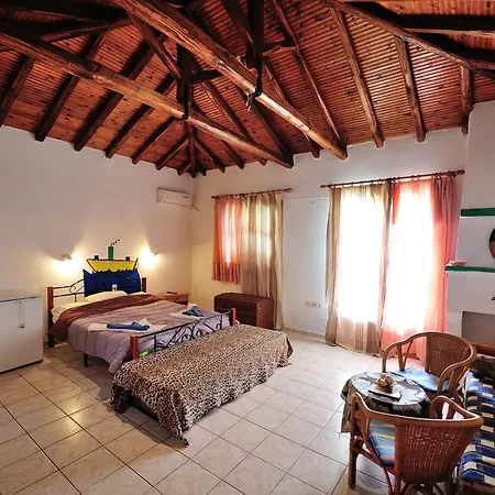 Azalea Мегали-Аммос