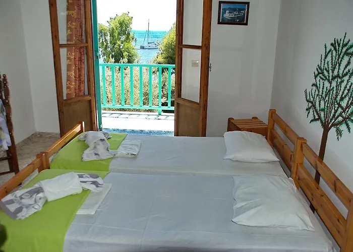 Azalea Aparthotel Megali Ammos (Skiathos)