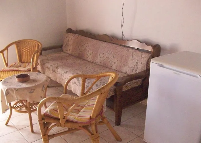 Azalea Megali Ammos (Skiathos)