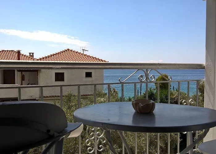 Azalea Megali Ammos (Skiathos)