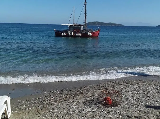 Azalea Aparthotel Megali Ammos (Skiathos)